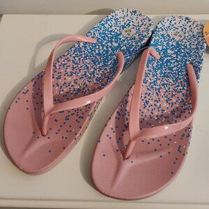 Sole Selection pink, blue & white flip flop sandals, new with tags, sz. S (5/6)